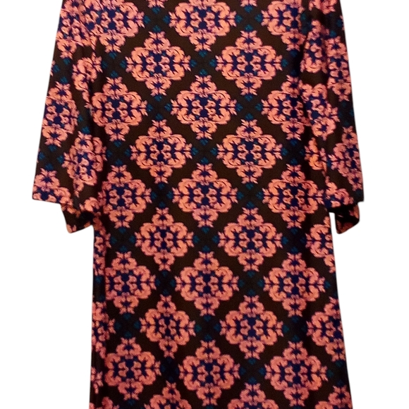 All For Color - 50+ UPF Protectíon, Magnolia Rd, Boatneck, Shift Dress, 3/4 Bell - Picture 4 of 15